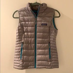 Patagonia puffer vest size xs